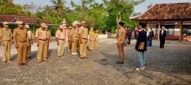 Dihadiri Mahasiswa KKN, Pemerintah Kalurahan Ngipak Gelar Apel Senin